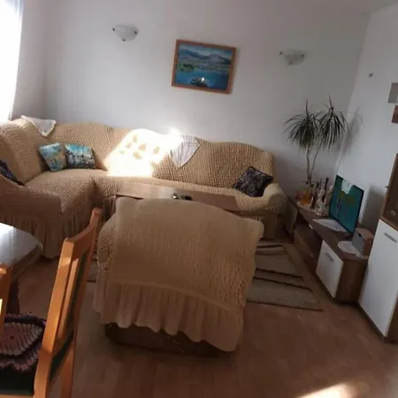 Apartment Spacious And Cozy Dugi Rat